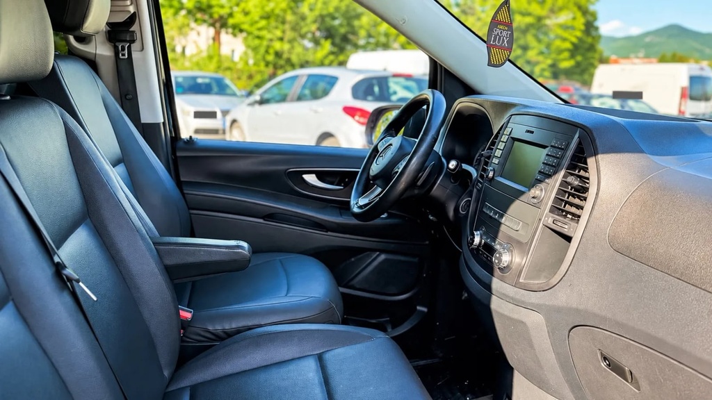 Mercedes-Benz Vito Tourer 9