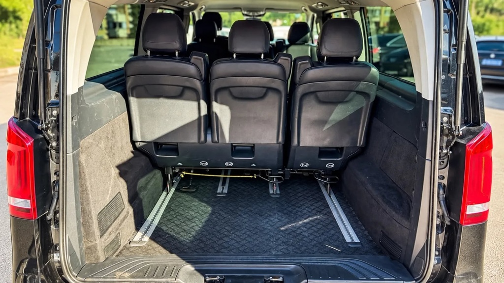Mercedes-Benz Vito Tourer 12