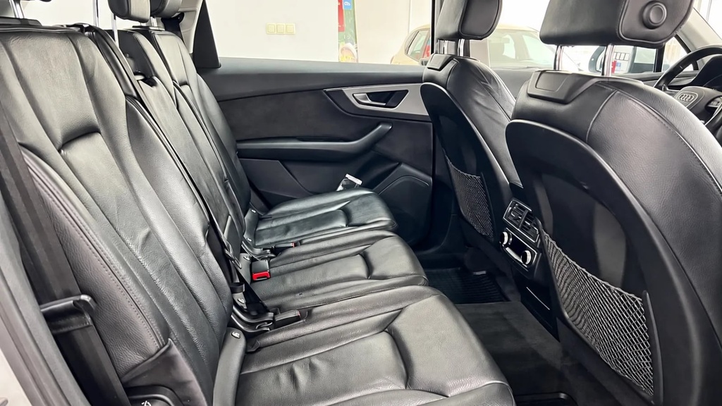 Audi Q7 2016 9