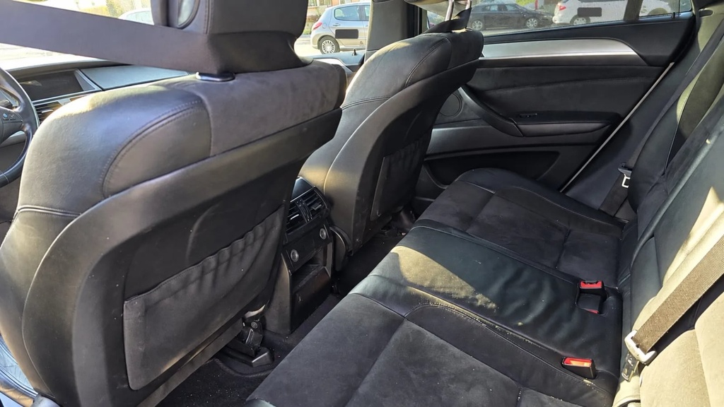 BMW X6 2012 17